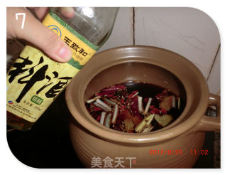 卤鸭爪的做法步骤：7