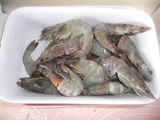 金蒜油蒸粉丝开背虾的做法步骤：2