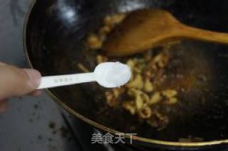 雪菜炒鱿鱼的做法步骤：5