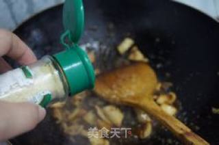 雪菜炒鱿鱼的做法步骤：6