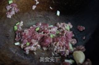 青椒炒肉末的做法步骤：6