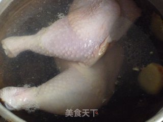 熏鸡腿的做法步骤：2