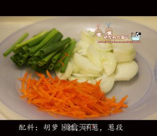 《韩式牛肉蘑菇粉条锅》的做法步骤：2