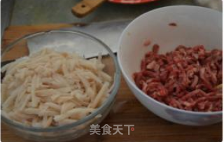 酸笋牛肉丝的做法步骤：1