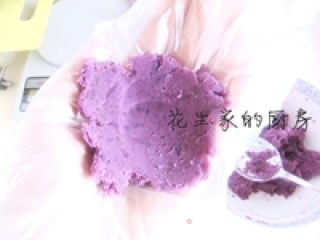 紫薯蜜豆茶巾绞的做法步骤：4