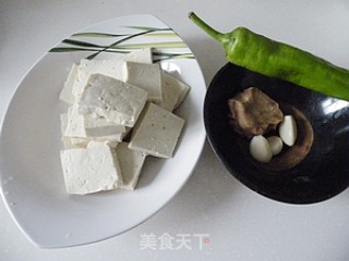 开胃素菜---脆皮豆腐的做法步骤：1