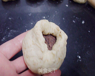养生美食~麦麸红豆沙面包的做法步骤：11