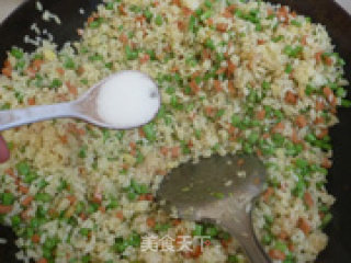 豆角炒饭的做法步骤：11