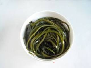 超廉价的营养素菜----【蒜香拌海带】的做法步骤：3