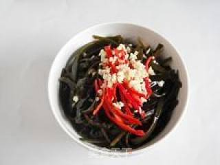 超廉价的营养素菜----【蒜香拌海带】的做法步骤：5