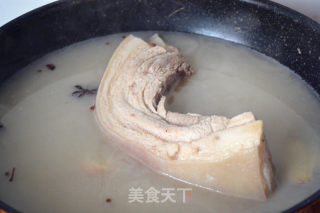 裙菜排骨汤的做法步骤：1