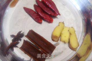 卤鸡爪---停不下来的小吃的做法步骤：6