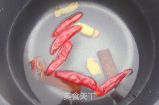 卤鸡爪---停不下来的小吃的做法步骤：7
