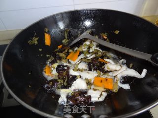 酸菜黑鱼片的做法步骤：7
