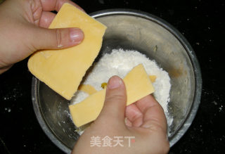 自创—芝士酥 奶酪酥 芝士夹心饼 奶酪饼 奶心酥 芝士饼的做法步骤：4