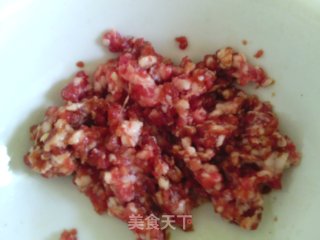 韭菜鸡蛋猪肉饺子的做法步骤：1