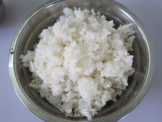 美味中参着少许酸味の《亚参炒饭》的做法步骤：2