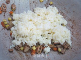 美味中参着少许酸味の《亚参炒饭》的做法步骤：8