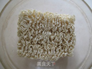 蚝油菜心面的做法步骤：1
