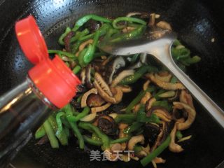 青椒炒素鳝的做法步骤：9