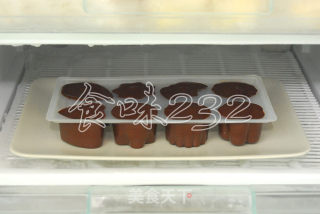 蔓越莓巧克力月饼的做法步骤：13