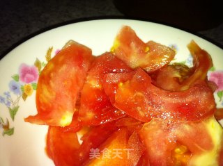 西红柿炒菜花的做法步骤：1