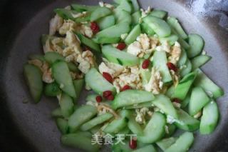 鸡蛋炒黄瓜的做法步骤：8