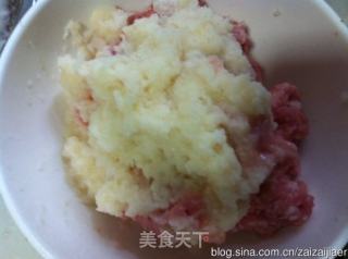 藕香肉饼的做法步骤：2