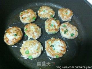 藕香肉饼的做法步骤：6