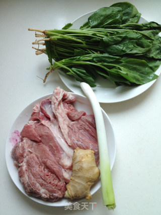牛肉丸子汤的做法步骤：1