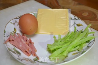 快手早餐-【芝士鸡蛋卷】的做法步骤：1