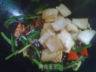 豆豉蒜苗豆腐的做法步骤：8
