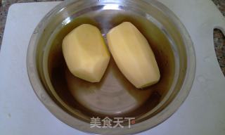 土豆烩饭的做法步骤：1