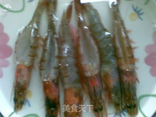 甜辣开胃菜——泰式芒果虾的做法步骤：1
