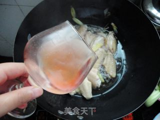 红酒烧鸡翅的做法步骤：6