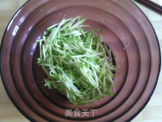 角瓜鸡蛋饼的做法步骤：2