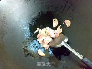 蛋黄熏肉面的做法步骤：4