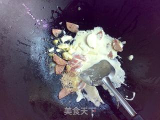 蛋黄熏肉面的做法步骤：6