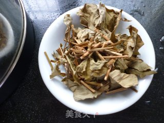 清热解毒的鱼腥草茶的做法步骤：4