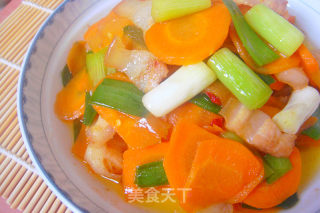 蒜苗胡萝卜炒肉---简单大众菜的做法步骤：10