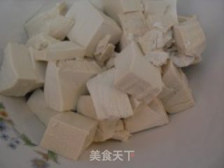 肉片炒老豆腐的做法步骤：1