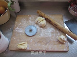 莲藕饼的做法步骤：4