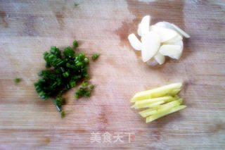 营养又美味——鸭肉蔬菜饭团的做法步骤：2