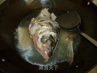 奶香鱼头汤的做法步骤：3