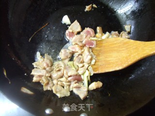 肉片炒茭白的做法步骤：4