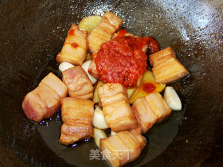 心蓝手制私房菜【秀色酱炆肉】——爱无能的做法步骤：6