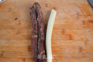 凉拌香肠的做法步骤：1