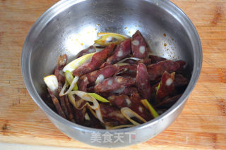 凉拌香肠的做法步骤：3