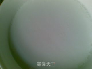 健康美味甜品——双皮奶的做法步骤：3