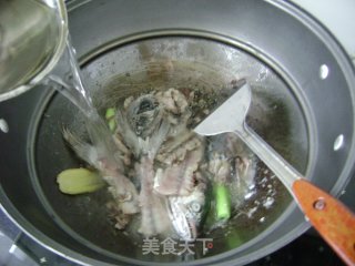 简单却不减味--鲅鱼豆腐汤的做法步骤：7